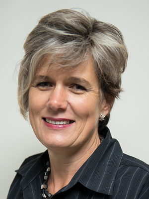 Dr Corrie Rheeder